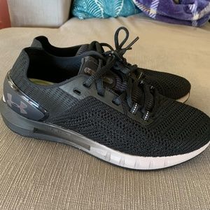 Brand New Under Armour HOVR Sonic Women's Black 8.5